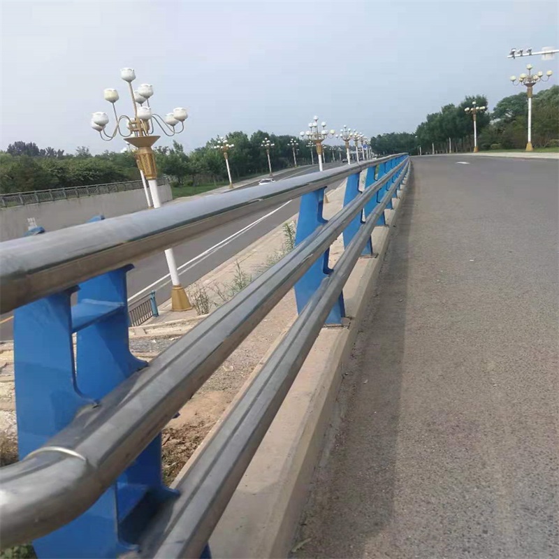 不銹鋼防撞欄桿 不銹鋼防撞欄桿